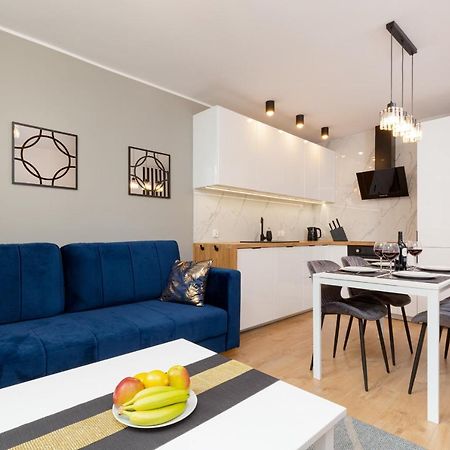Beautiful Two-Bedroom Apartment Warsaw Bielany By Noclegi Renters מראה חיצוני תמונה