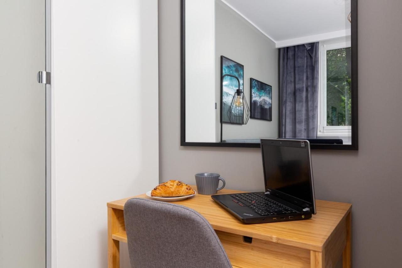 Beautiful Two-Bedroom Apartment Warsaw Bielany By Noclegi Renters מראה חיצוני תמונה